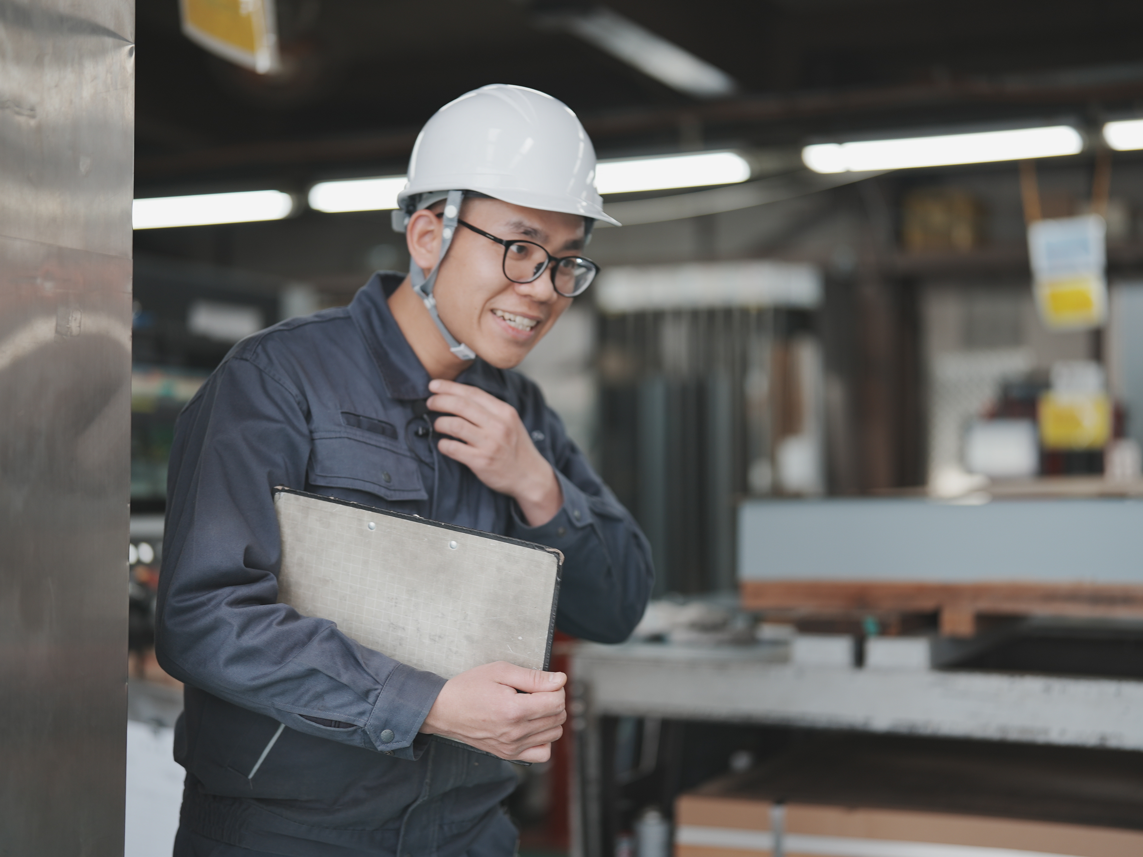 溶接・板金加工に取り組むファン フィ ティエップさん